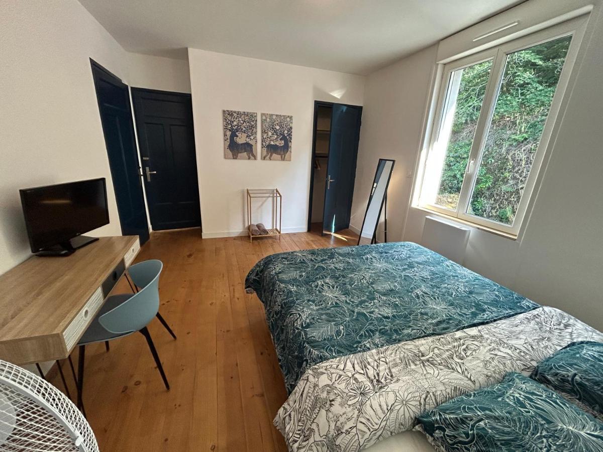 Appartement Confortable De 80M2 Centre Ville De Quimper & Parking Prive Exterior photo