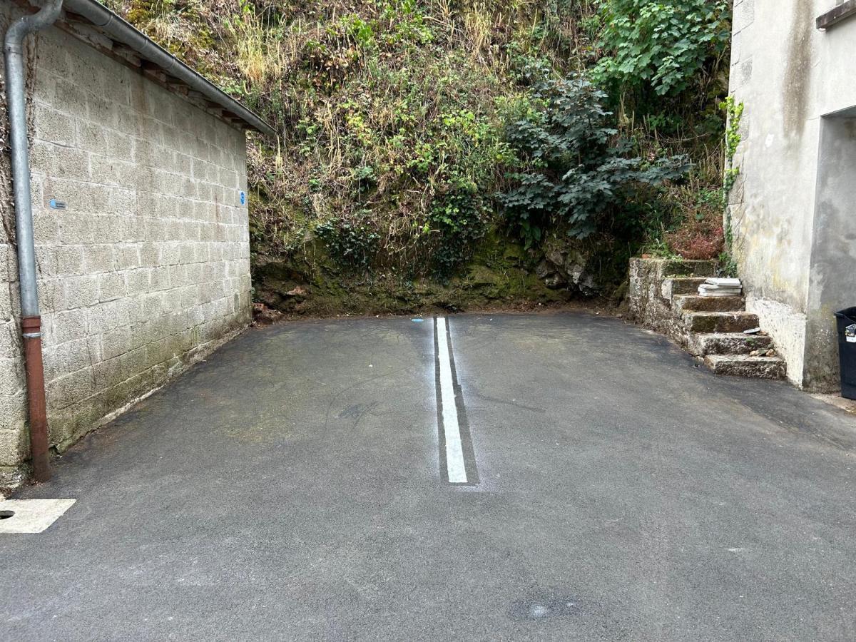 Appartement Confortable De 80M2 Centre Ville De Quimper & Parking Prive Exterior photo